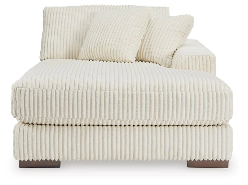 Lindyn Sectional with Chaise
