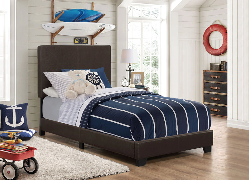 Dorian Panel Bed