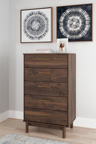 Calverson Chest of Drawers image