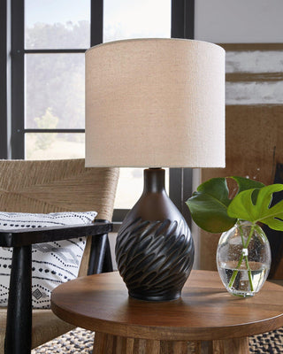 Garinton Table Lamp image