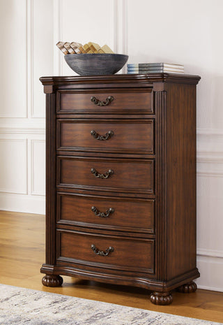 Lavinton Chest of Drawers image