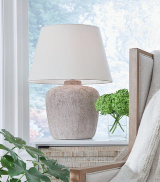 Danry Table Lamp image