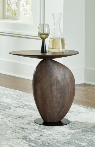 Cormmet Accent Table image