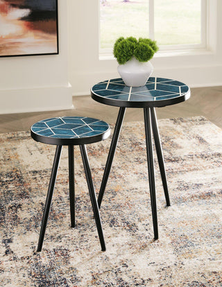 Clairbelle Accent Table (Set of 2) image