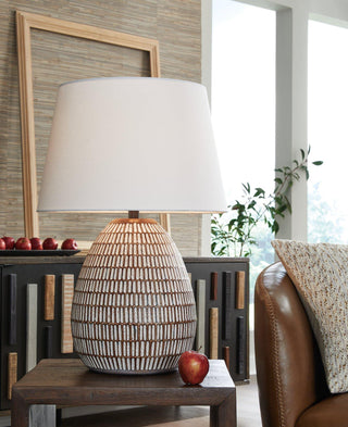 Darrich Table Lamp image