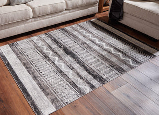 Henchester 8' x 10' Rug image