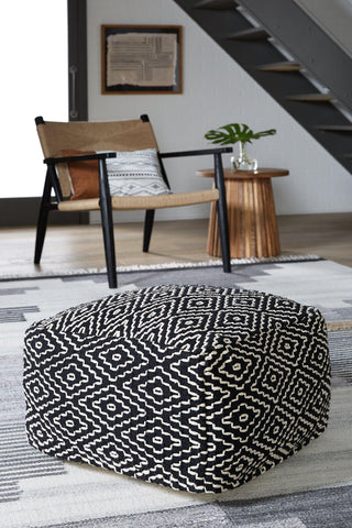 Jasett Pouf image