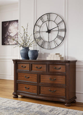 Lavinton Dresser image