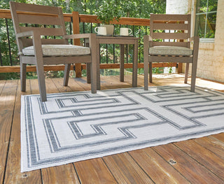 Matinwood 5' x 7' Rug image