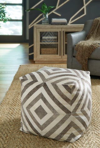 Hartselle Pouf image