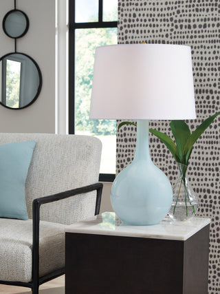Rylanton Table Lamp image