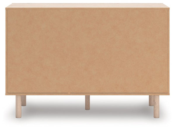 Arloster Dresser