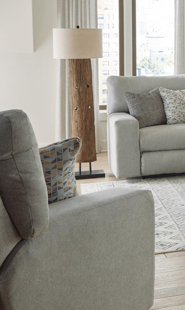 Catnapper Reese Power Headrest Recliner in Dove/Nature 61460-7