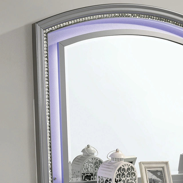 Maddie Queen Bedroom Set
