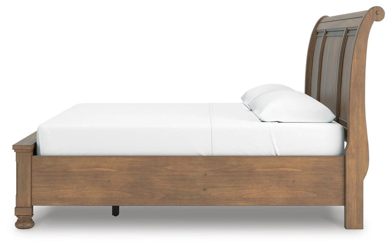 Feddinger Panel Storage Bed