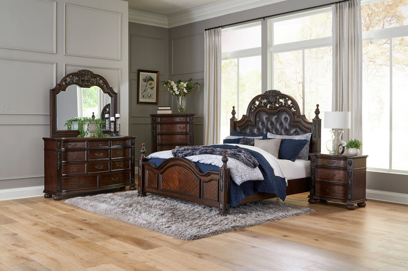 Adelina Dresser