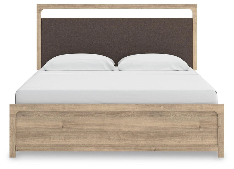 Kinlanni Upholstered Bed